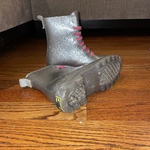 Western Chief silver glitter rain boots in excellent condition